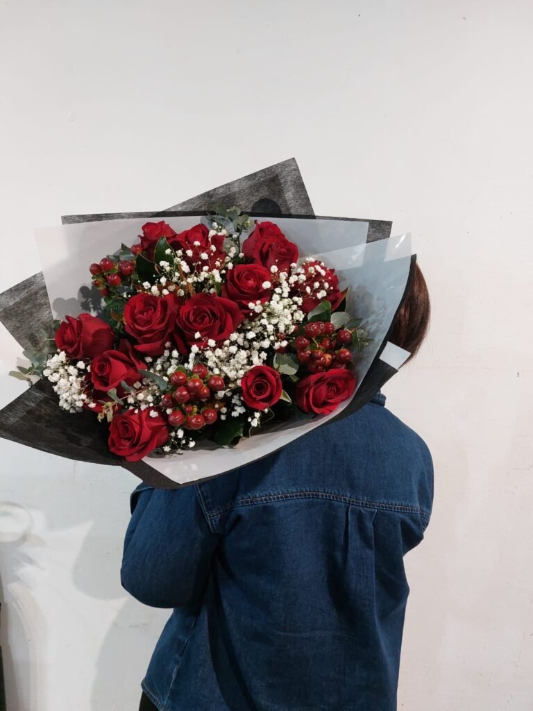 12 Stem Red Roses Bouquet